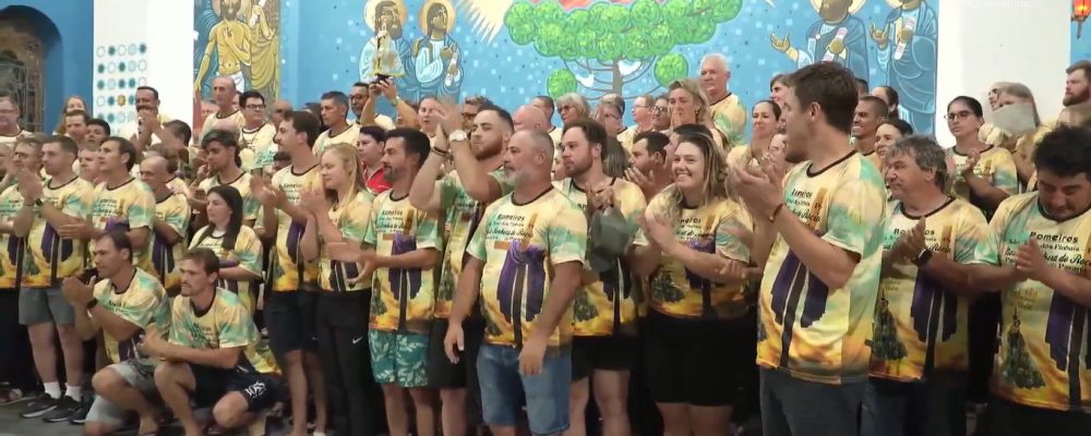 Romeiros percorrem 110 km em romaria até o Santuário do Rocio em Paranaguá