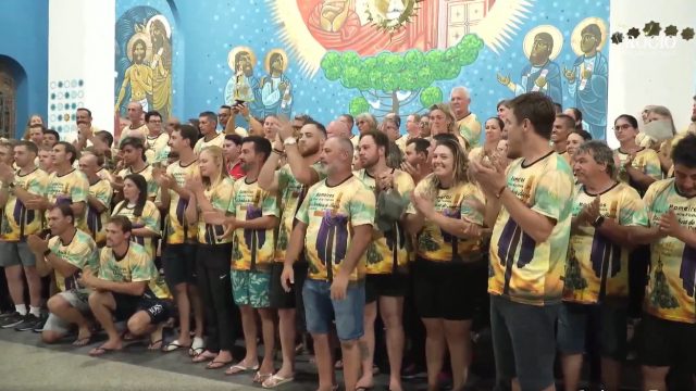Romeiros percorrem 110 km em romaria até o Santuário do Rocio em Paranaguá