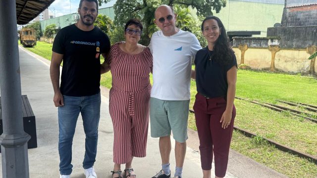 Membro da Associação Paranaense de Ferromodelismo e Memória Ferroviária visitou a Estação de Paranaguá